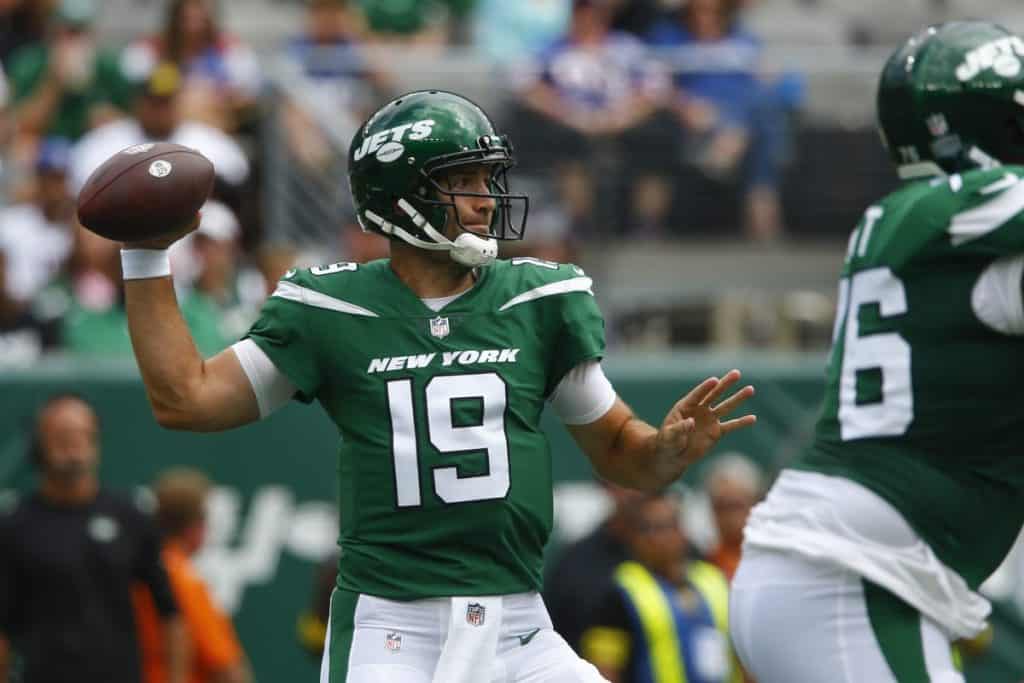 Jets-Dolphins QB Injuries Update: It's Joe Flacco vs. Skylar Thompson